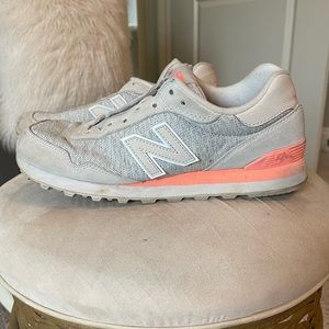 New Balance tennis shoes